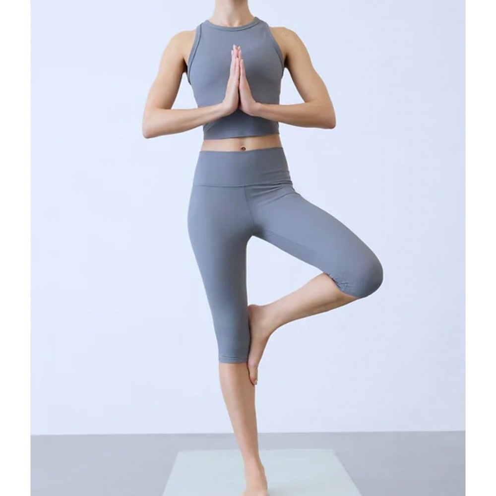 Athleta Transcend Rib Crop Legging Size S‎ Shadow Blue